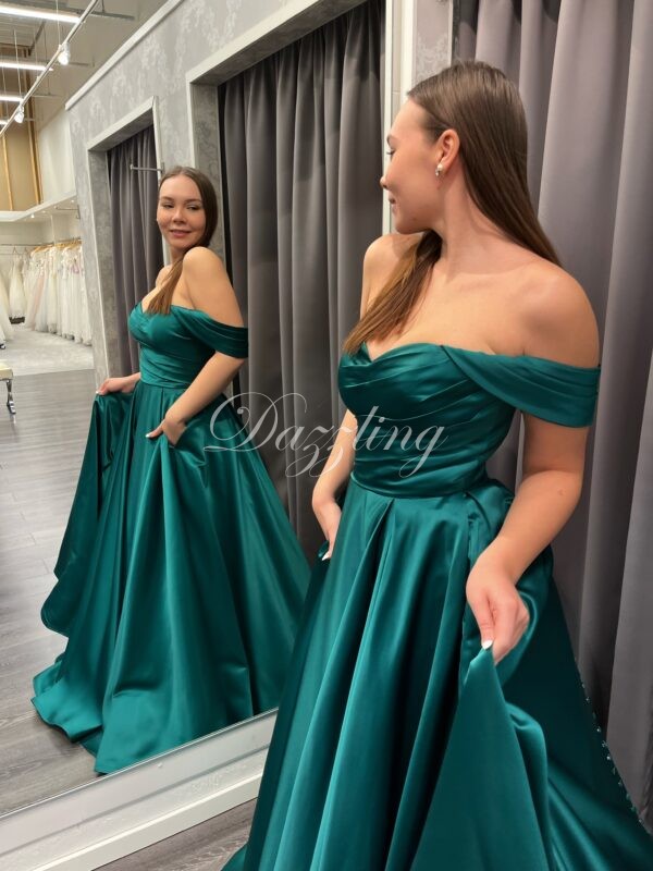 Vanhojentanssimekko H4622P